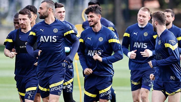 Fenerbahçe, Antalyaspor maçının hazırlıklarını tamamladı
