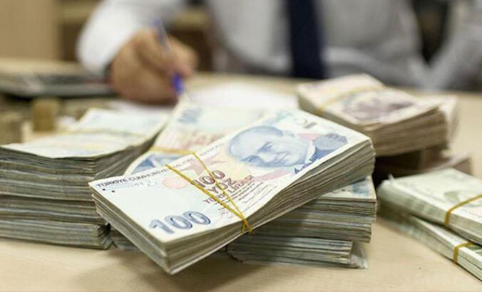 Öngel: Yükselen döviz kurları ekonomi gündemimiz olacak