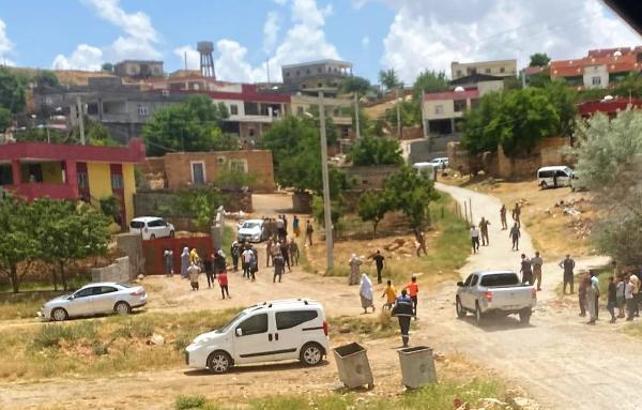 Mardin'de iki aile arasında arazi anlaşmazlığı kavgası: 1’i asker, 14 yaralı
