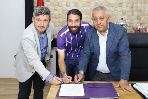 Olcay Şahan: Bir kaç sene daha futbol hayatıma devam etme kararı aldım