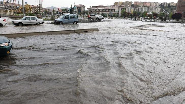 Ankara'da fırtına ve hortum uyarısı