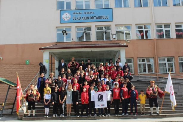 Deprem bölgesinden gelen öğrenci ve velilere yönelik destek programı başlatıldı