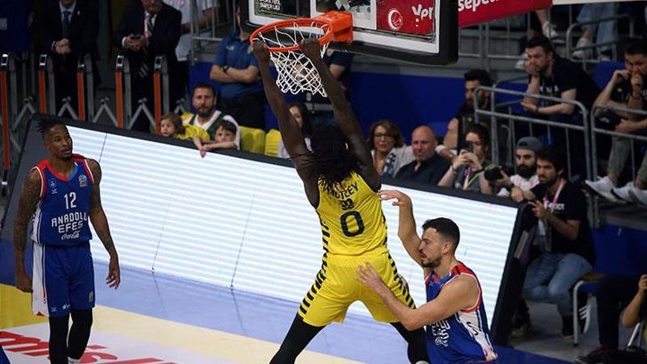 Fenerbahçe Beko - Anadolu Efes: 108-66
