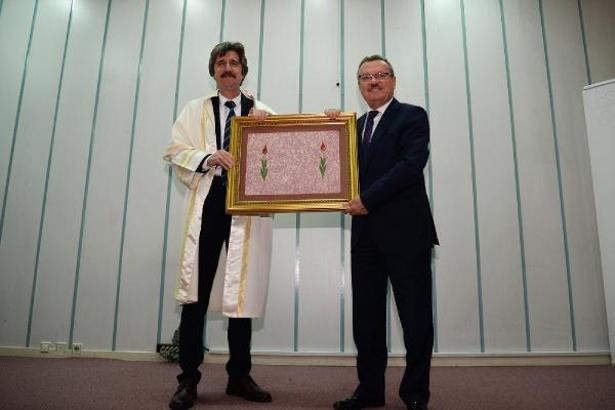 BUÜ Rektörü Prof. Dr. Ferudun Yılmaz görevi devraldı