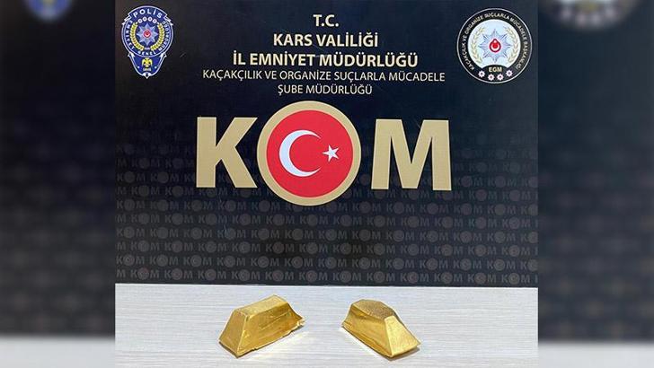 Kars'ta, Ermenistanlı sürücünün otomobilinde kaçak altın ele geçirildi