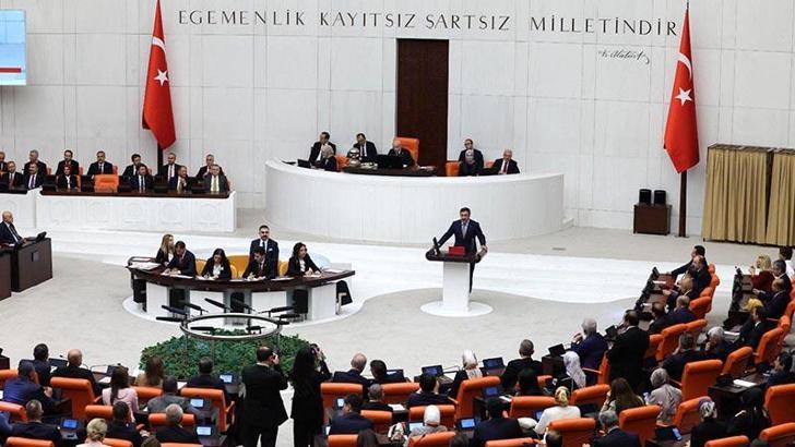 Cumhurbaşkanı Yardımcısı Yılmaz ve bakanlar yemin etti