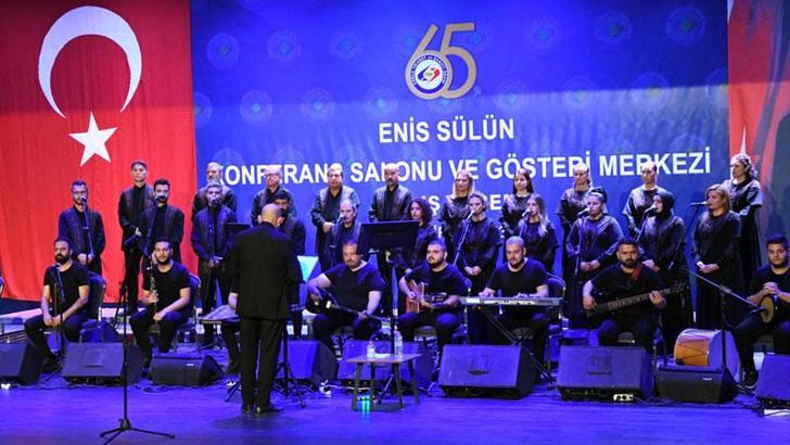 Depremde 7 üyesini kaybeden Antakya Medeniyetler Korosu, Çorlu’da konser verdi