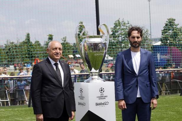 UEFA Şampiyonlar Festivali'nin açılışı yapıldı