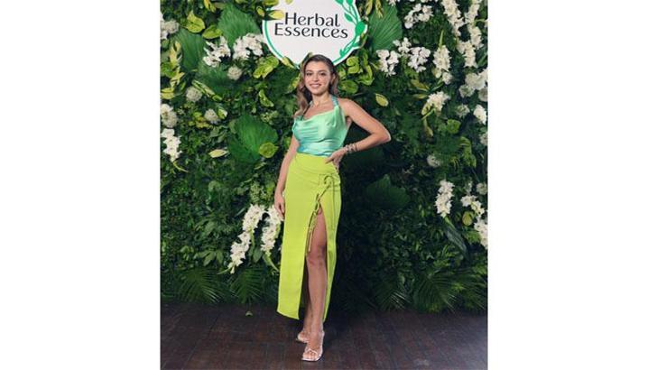 İngiltere merkezli saç bakım markasının Türkiye elçisi Gamze Erçel oldu