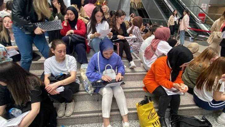 İstanbul Adalet Sarayı'nda katiplik sınavı yoğunluğu