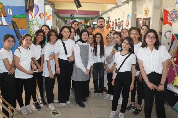 Şırnak’tan ortaokul öğrencilerinden resim ve teknoloji sergisi