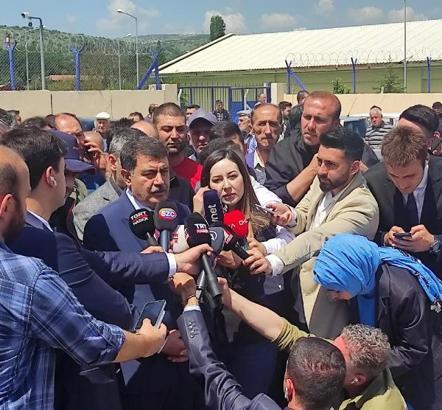 MKE’nin roket ve patlayıcı madde fabrikasında patlama: 5 işçi şehit (2)