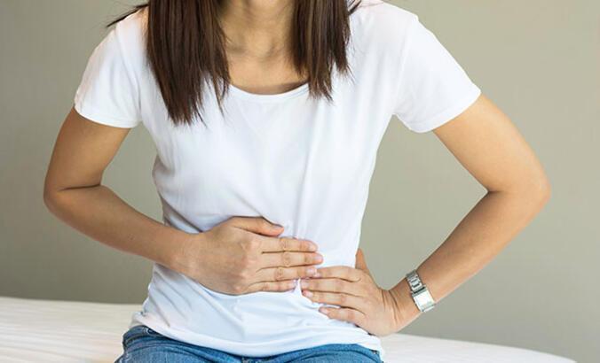 “Regl döneminde aşırı tuzlu ürünler tüketmek midede şişkinlik oluşturuyor”