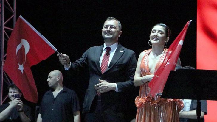 Süleymanpaşa Belediye Başkanı Yüksel'den, şarkıcı Melek Mosso açıklaması