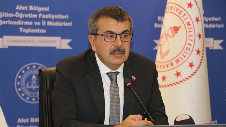Bakan Tekin: Okullar açılmadan deprem öncesi koşullara kavuşacağız