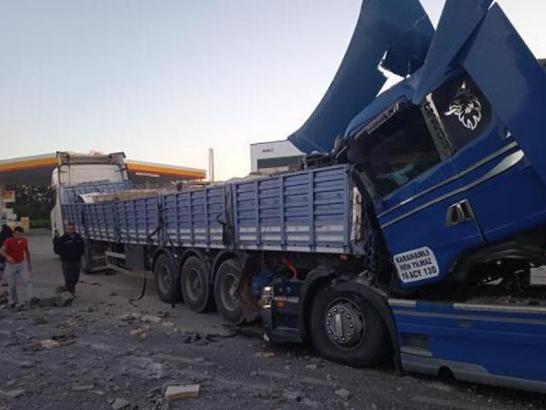 Eskişehir TIR kazası; 4 yaralı