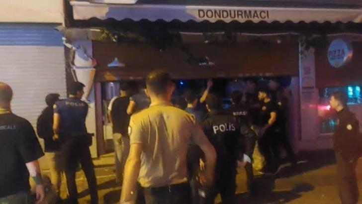 Kadıköy'de eğlence mekanında bıçaklı kavga; 2 yaralı