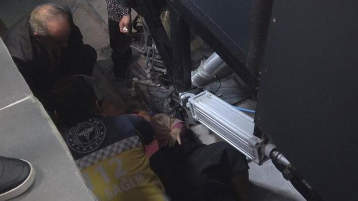 2 metre yükseklikten düşen kadına ilk müdahaleyi doktor olan belediye başkanı yaptı