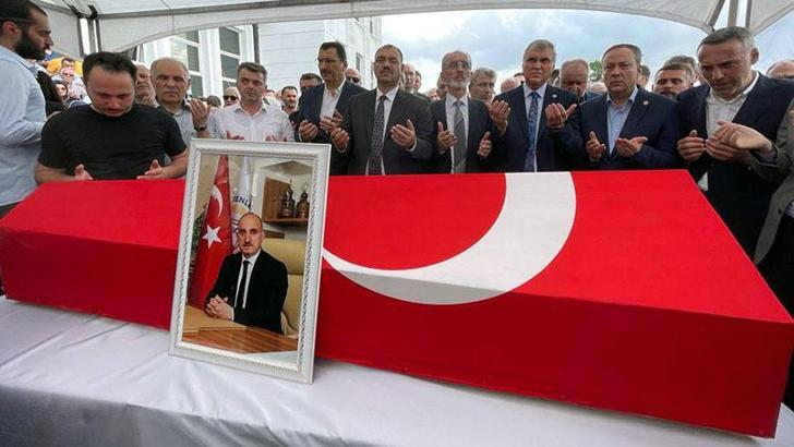 Erenler Belediye Başkanı Fevzi Kılıç, son yolculuğuna uğurlandı