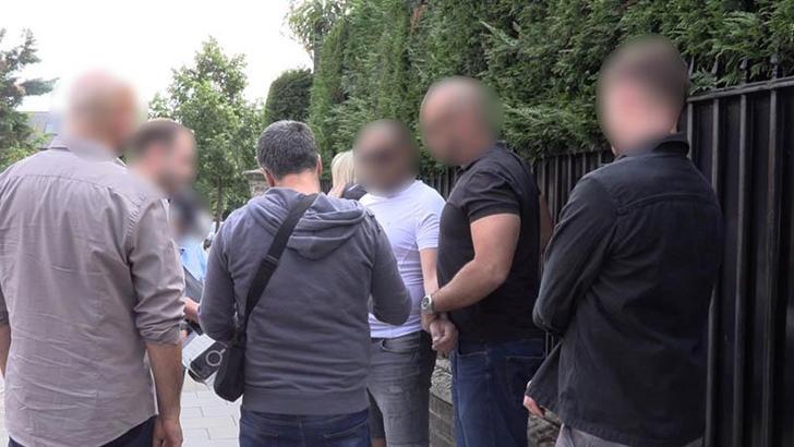 İngiltere’de, Kuzey Afrika’dan İtalya’ya insan kaçakçılığı yaptığından şüphelenilen bir kişi gözaltına alındı