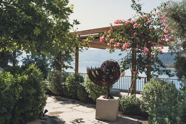 Sanat galerisi Perrotin'in, 'French Delights' sergisinin eserleri Bodrum'da yerini aldı