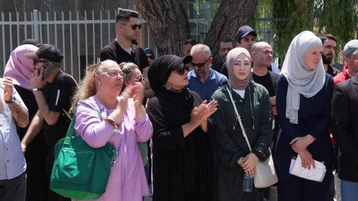 Feshane'deki sergiye protesto