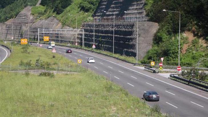 Dönüş yolunda Bolu Dağı geçişinde akıcı yoğunluk