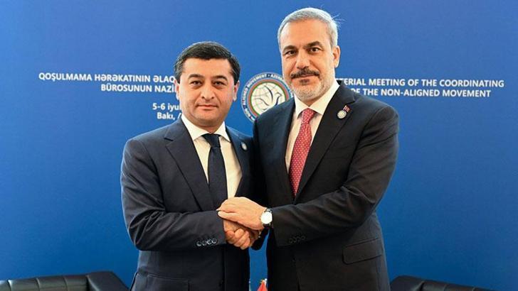 Dışişleri Bakanı Fidan, Bakü’de mevkidaşlarıyla görüştü