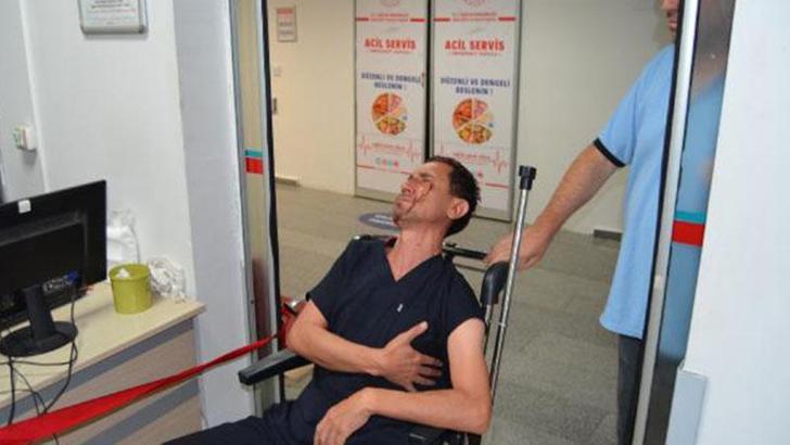 Sağlık görevlisini darbeden refakatçi serbest