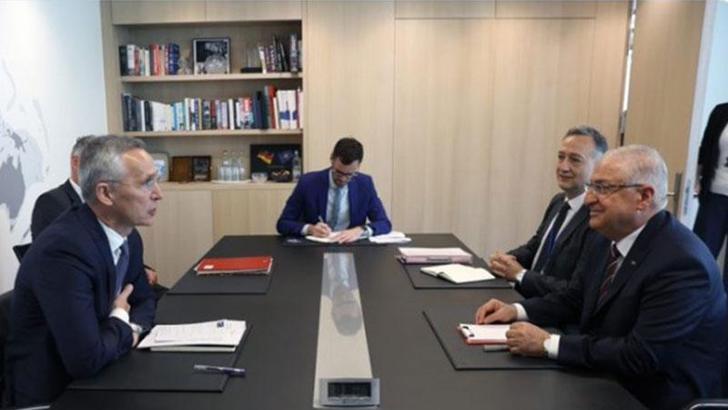 Bakan Güler: Stoltenberg'in NATO Genel Sekreterlik görevinin 1 yıl daha uzatılmasından memnuniyet duyduk