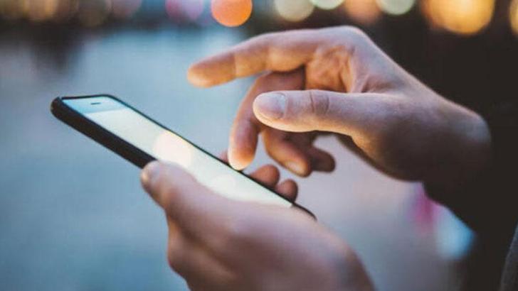 Yurt dışından getirilen telefonların kullanım harçları 20 bin TL oldu