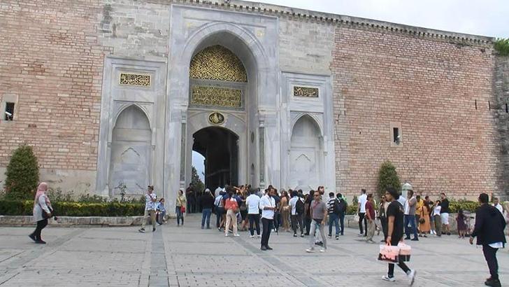 Restorandaki yangın sonrası Topkapı Sarayı'na ziyaret
