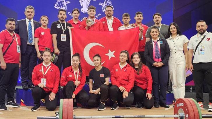 Yıldızlar Avrupa Halter Şampiyonası'nda milli sporcular, 47 madalya kazandı