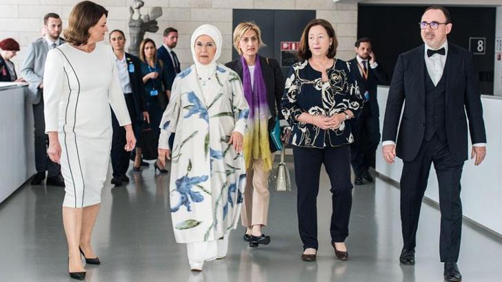 Emine Erdoğan, Litvanya'da lider eşleriyle bir araya geldi