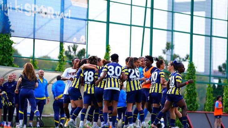 Fenerbahçe Kadın Futbol Takımı'nda 12 ayrılık
