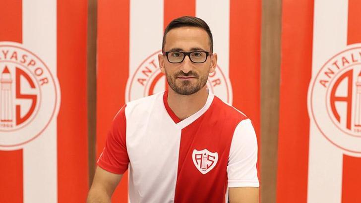 Antalyaspor'un ilk transferi Erdoğan Yeşilyurt