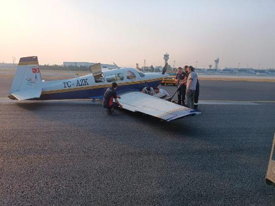 Atatürk Havalimanı'nda bir uçak gövde üstüne iniş yaptı: İniş ve kalkışlar 2 saat durduruldu -1