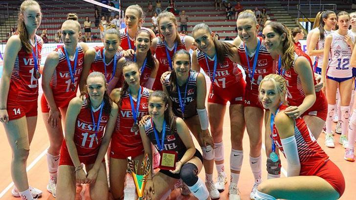 19 Yaş Altı Kız Voleybol Milli Takımı, Balkan Şampiyonası’nda ikinci oldu
