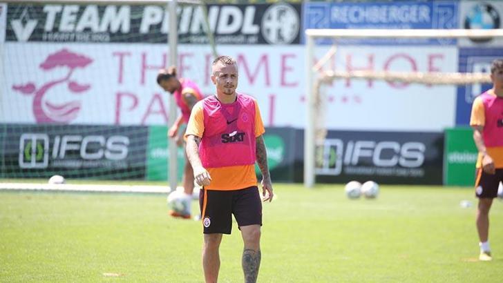 Galatasaray'ın yeni transferi Angelino: Takımın önemli bir parçası olmak istiyorum