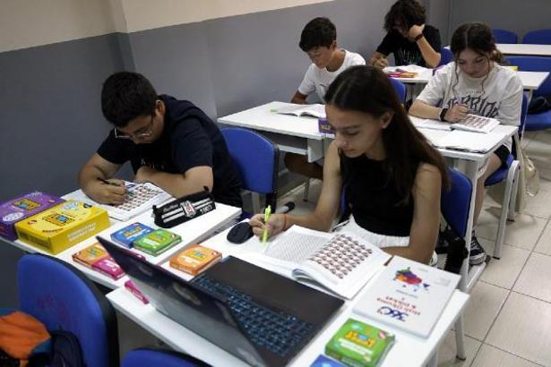 Yunusemre Belediyesi'nden hızlı okuma kursu