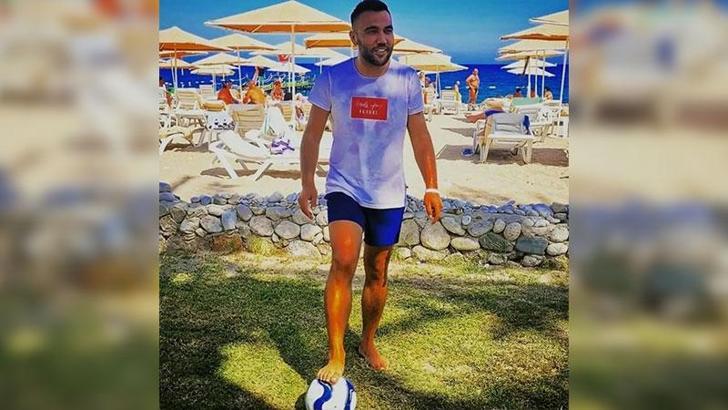 Mahalle bekçisi evinden çıkarken 9 yaşındaki kızının yanında öldürüldü