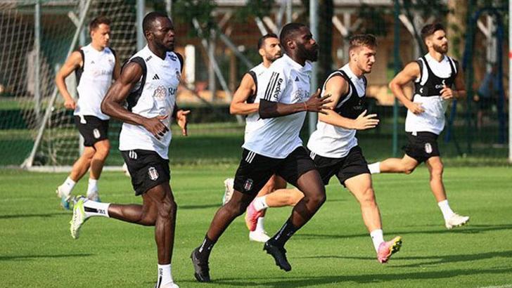 Beşiktaş, kondisyon ve taktik çalıştı
