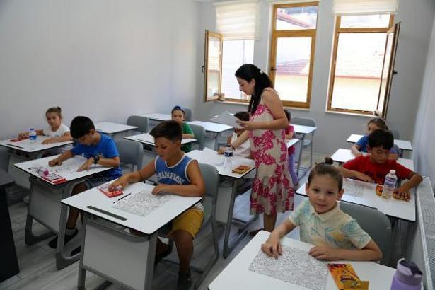 Edremit'te yeni yaz kursları başladı