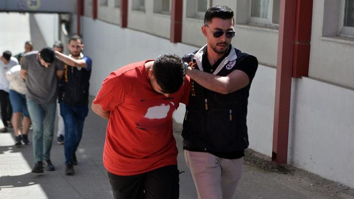 Müşteri olduğu otomobili 710 bin liraya başkasına sattı, sahibine sahte dekont gönderdi