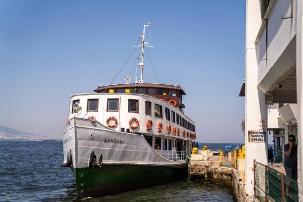 Bergama Vapuru ile İzmir Körfezi turları 26 Temmuz'da başlıyor