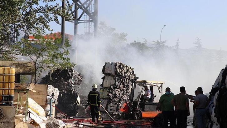 Kayseri'de keçe fabrikasındaki yangın söndürüldü