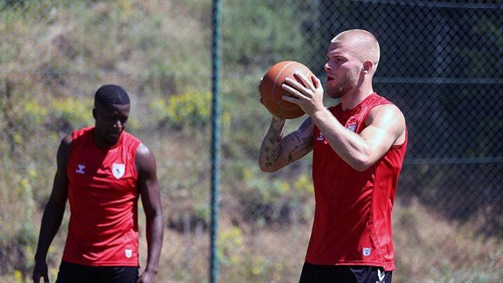 Samsunsporlu Rick Van Drongelen: Süper Lig fiziksel güç gerektiren bir lig