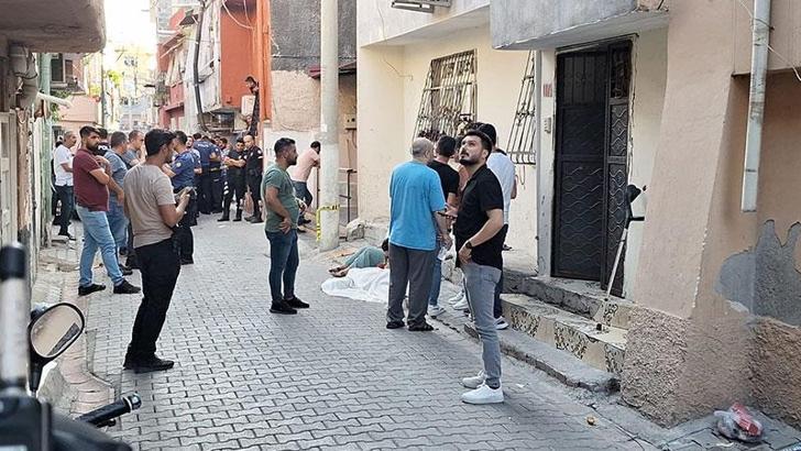 Evinin önünde uğradığı silahlı saldırı sonucu öldü