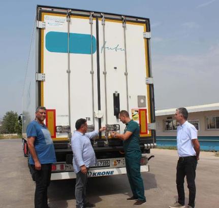 Alaşehir'de erkence üzüm ihracatı başladı, ilk TIR'lar yola çıktı