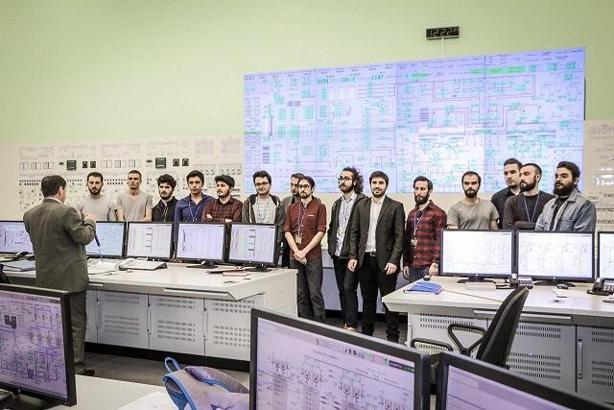 Genç Türk mühendisler Rusya’nın nükleer santralinde staj yaptı